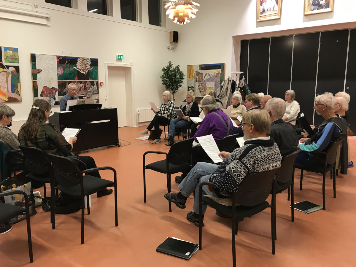 Vi øver til besøg og koncert i Skibby April 2025